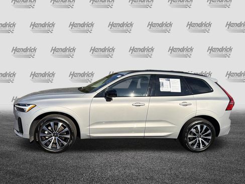 Certified 2025 Volvo XC60 B5 Plus image 7