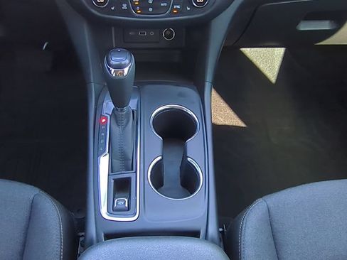 Used 2020 Chevrolet Equinox LT w/ Driver Convenience Package FWD image 15