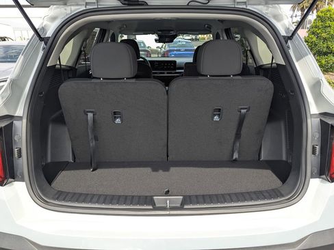 New 2026 Kia Sorento LX FWD image 12