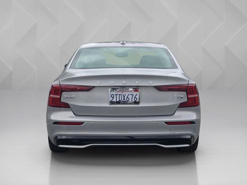 Certified 2025 Volvo S60 T8 Plus AWD/4WD image 7
