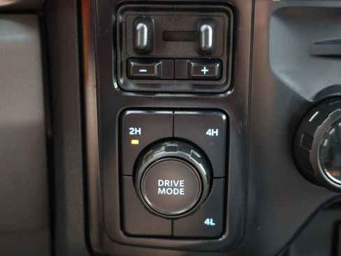 Used 2023 Ford F350 XL w/ 360-Degree Camera Package AWD/4WD image 16