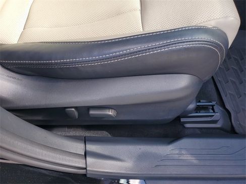 Used 2022 Subaru Outback Limited XT image 39