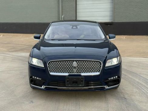 Used 2018 Lincoln Continental Reserve image 2