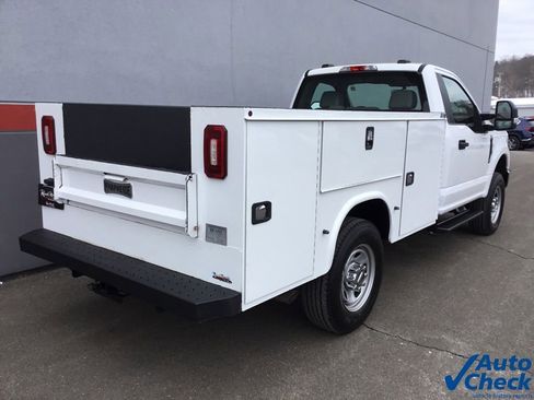 Used 2020 Ford F350 XL w/ Power Equipment Group image 11