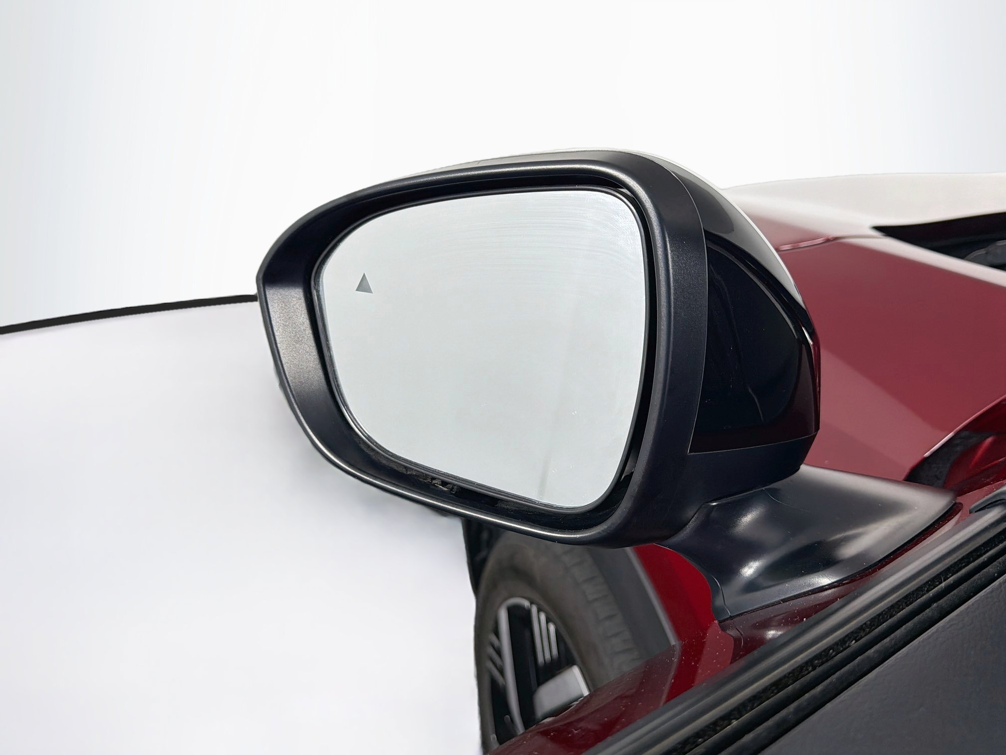 Used 2025 Nissan Kicks SV w/ Illumination Package FWD image 16