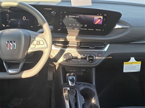 New 2026 Buick Envista Preferred image 15