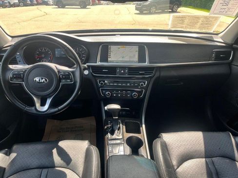 Used 2016 Kia Optima EX w/ Premium Package FWD image 10