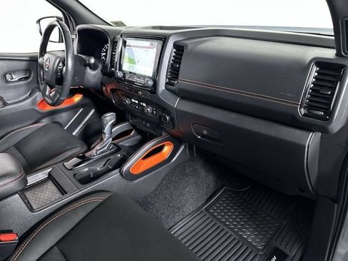 Used 2024 Nissan Frontier Pro-X RWD image 30