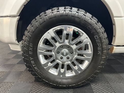 Used 2011 Ford Expedition Limited w/ 301A Rapid Spec Order Code AWD/4WD image 38