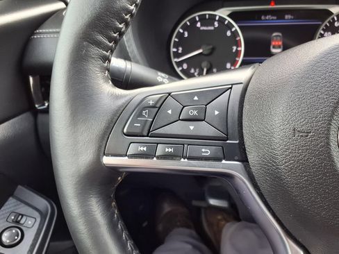 Used 2025 Nissan Sentra SV w/ All-Weather Package FWD image 15