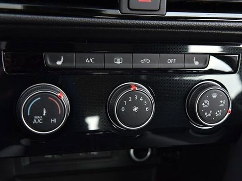 New 2026 Volkswagen Taos S image 14