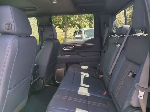 New 2026 Chevrolet Silverado 1500 High Country AWD/4WD image 14