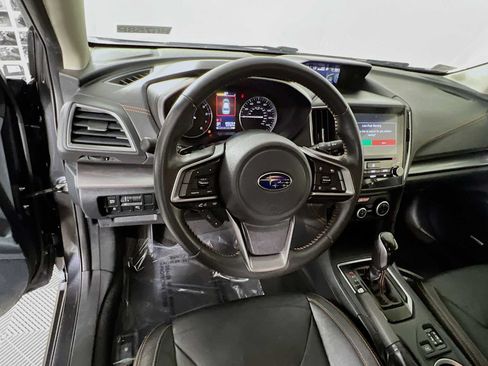 Used 2019 Subaru Crosstrek 2.0i Limited w/ Moonroof Package w/Navigation AWD/4WD image 11