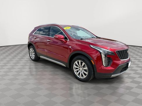 Certified 2022 Cadillac XT4 Premium Luxury w/ Enhanced Visibility Package AWD/4WD image 2