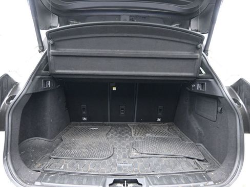 Used 2017 Jaguar F-PACE R-Sport image 30