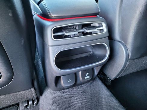 Used 2022 Genesis GV70 2.5T w/ Sport Prestige Package image 6