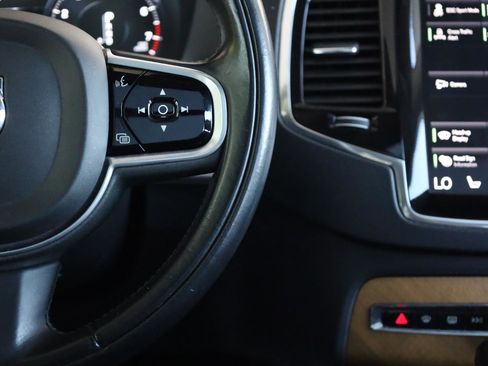 Used 2021 Volvo XC90 T6 Momentum w/ Protection Package Premier AWD/4WD image 40