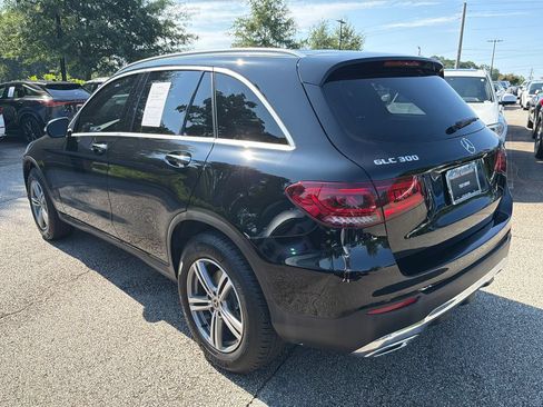 Used 2022 Mercedes-Benz GLC 300 w/ Premium Package Lite image 5