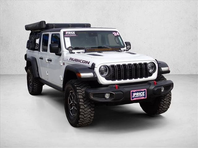 Used 2024 Jeep Gladiator Rubicon w/ Technology Group AWD/4WD image 6
