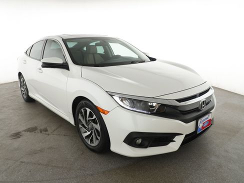 Used 2016 Honda Civic EX image 3