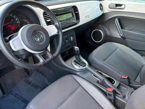 Used 2012 Volkswagen Beetle 2.5 image 11