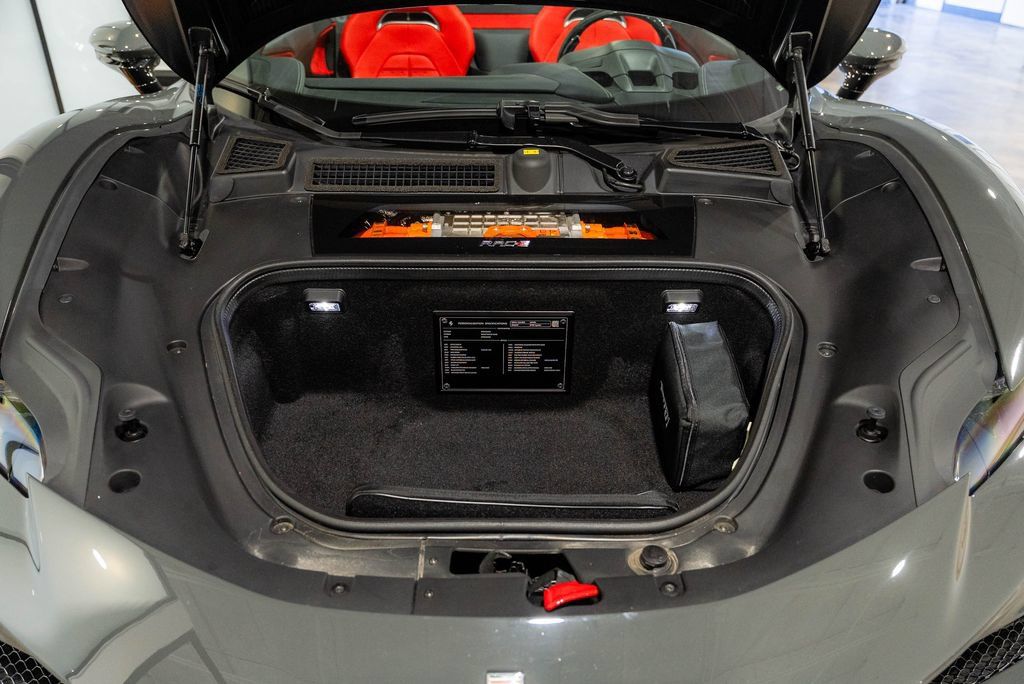 Used 2024 Ferrari SF90 Spider AWD/4WD image 16