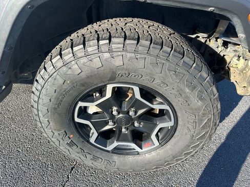 Used 2020 Jeep Wrangler Unlimited Sport S image 19