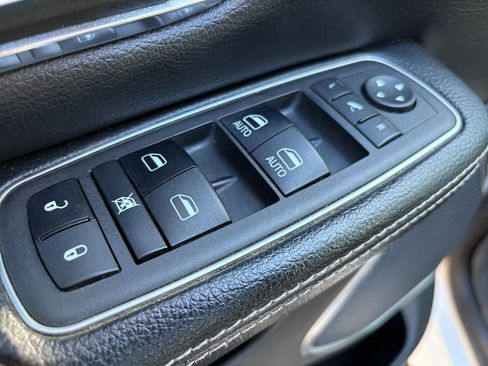 Used 2022 RAM 1500 Laramie image 14