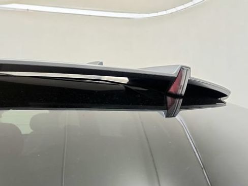 Used 2024 Cadillac Lyriq Luxury AWD/4WD image 26