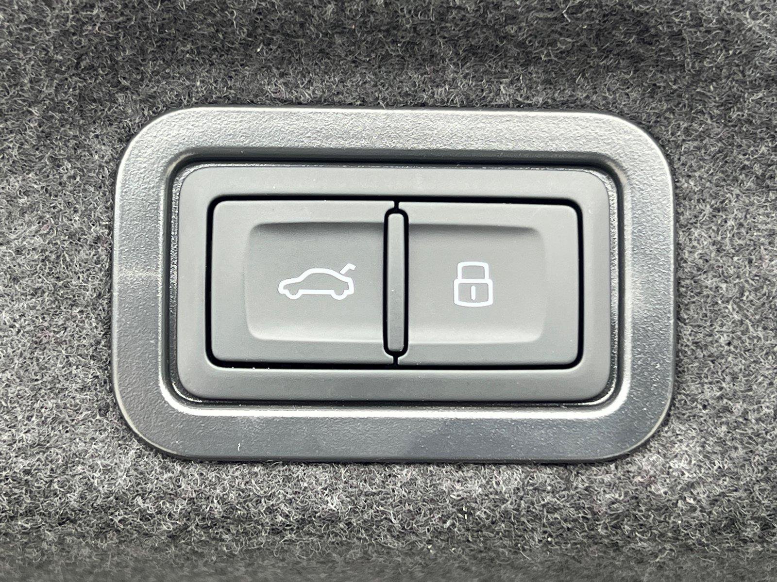 New 2026 Audi A6 Premium Plus AWD/4WD image 13