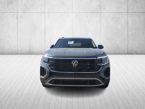 New 2026 Volkswagen Atlas Cross Sport SE image 2