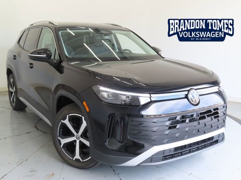 New 2026 Volkswagen Tiguan SE image 1