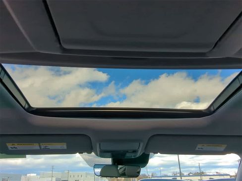 Used 2020 Honda Pilot Touring image 24