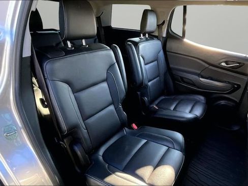 Used 2018 GMC Acadia SLT AWD/4WD image 27