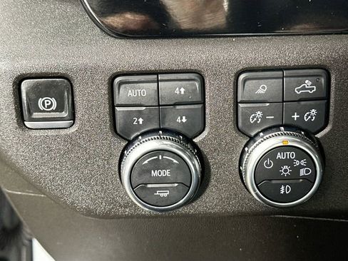 Used 2024 GMC Sierra 1500 Elevation w/ Elevation Premium Package AWD/4WD image 25