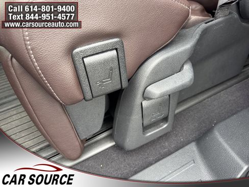 Used 2022 Toyota Sienna Platinum image 26