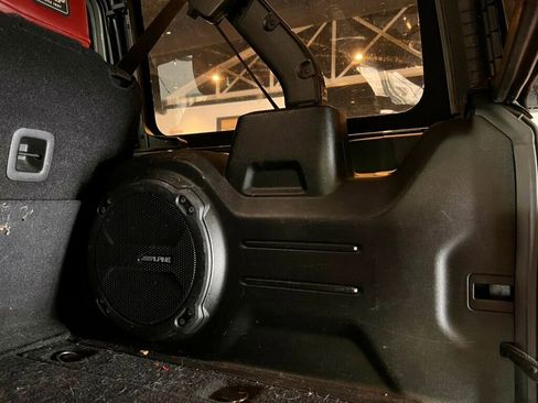 Used 2019 Jeep Wrangler Unlimited Rubicon image 15