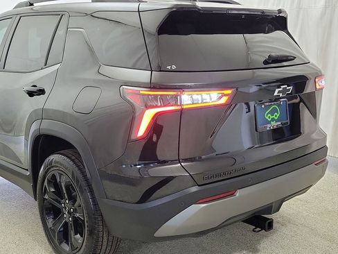 Certified 2025 Chevrolet Equinox LT w/ Midnight Edition image 6