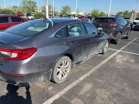 Used 2018 Honda Accord LX image 4