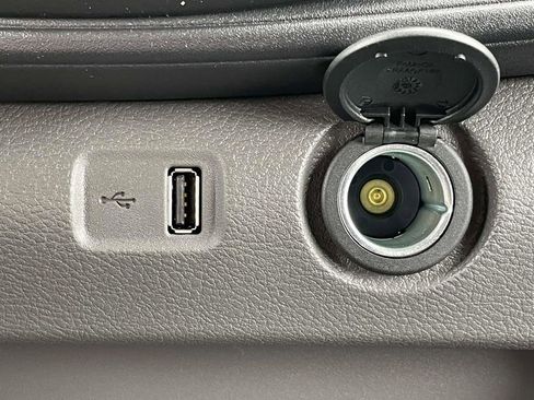 New 2026 Ford Transit 250 148 Medium Roof w/ Load Area Protection Package image 21