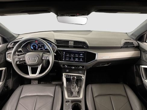 Used 2025 Audi Q3 2.0T Premium w/ Convenience Package AWD/4WD image 9