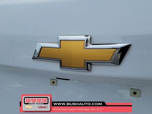 Used 2019 Chevrolet Equinox LT image 8