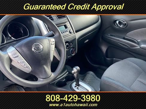 Used 2016 Nissan Versa SV image 10