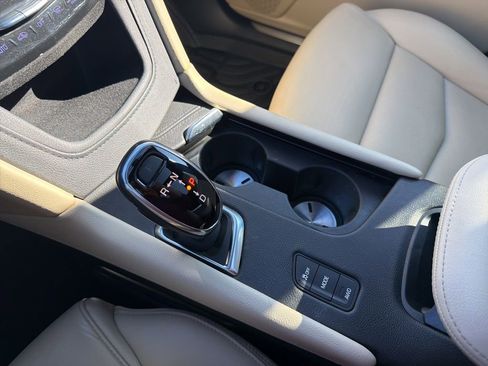 Used 2019 Cadillac XT5 Luxury image 35