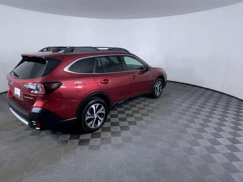 Used 2020 Subaru Outback Limited image 8