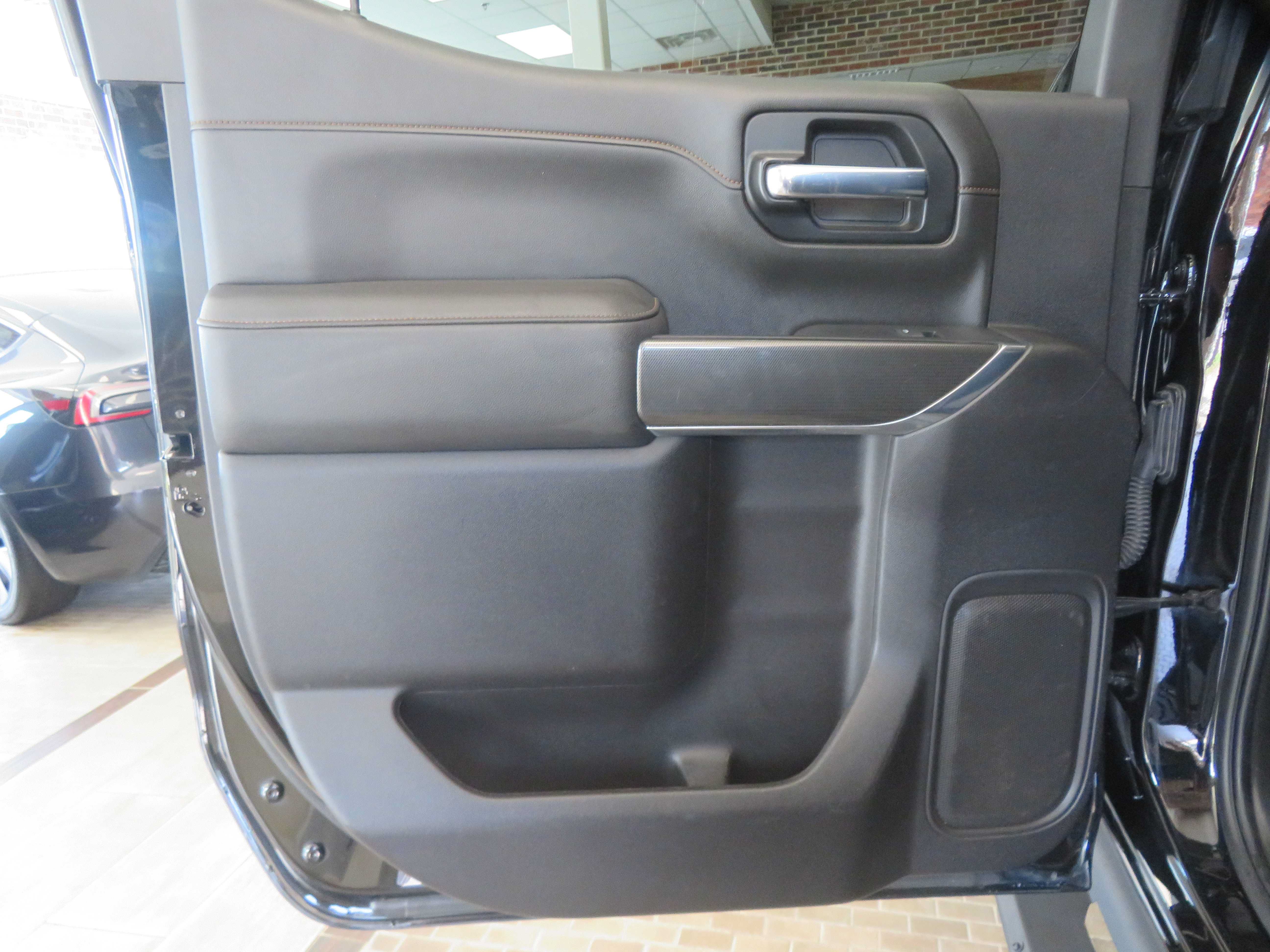 Used 2022 GMC Sierra 1500 AT4 w/ AT4 Preferred Package AWD/4WD image 17
