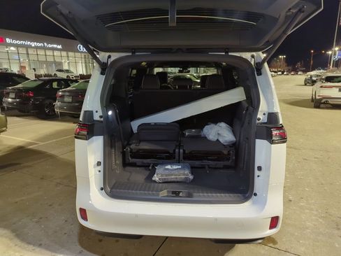 New 2025 Volkswagen ID. Buzz Pro S image 51