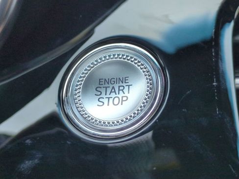 Used 2025 Genesis G70 3.3T Advanced w/ Sport Prestige Package image 29