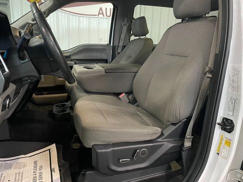 Used 2015 Ford F150 XLT w/ Equipment Group 302A Luxury AWD/4WD image 16