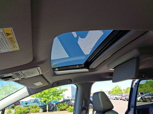 Used 2024 Honda Odyssey Touring image 15